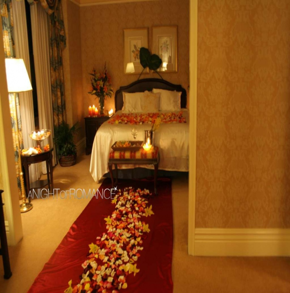 22+ Inspiration Image of Wedding Room Decorations